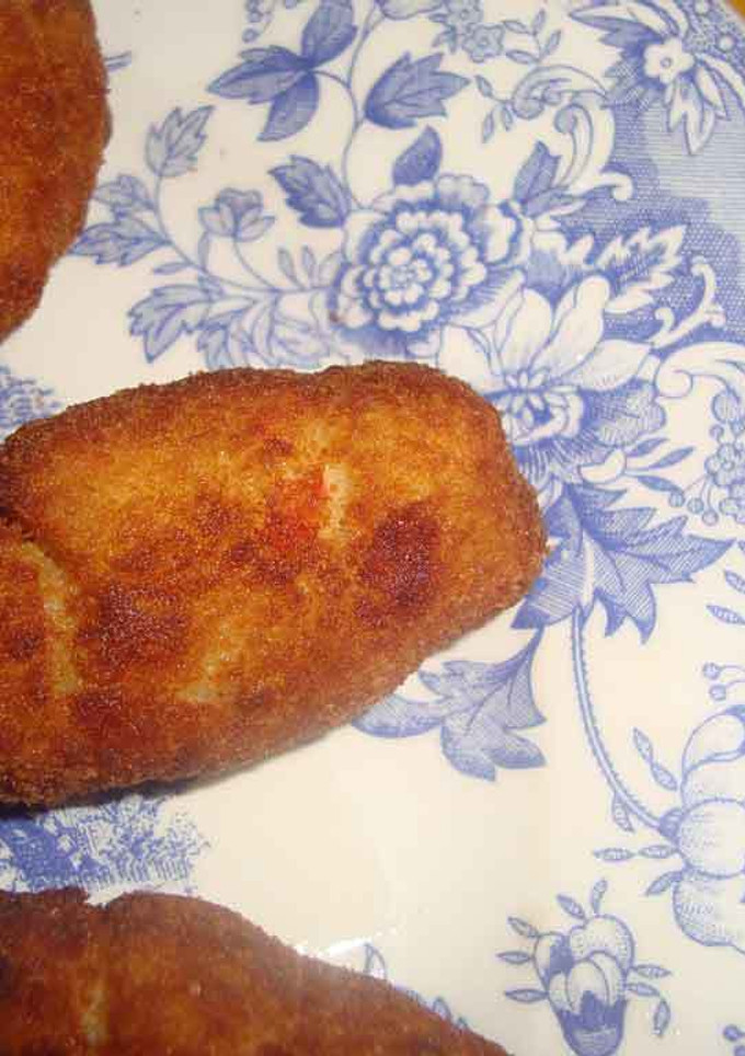 Una foto de Croquetas de arroz con queso