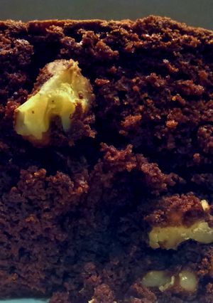 Una foto de Tarta Brownie de chocolate negro con nueces
