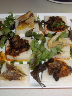 Una foto de Canapés de pericana y capellans