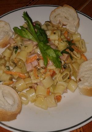 Una foto de Pasta fría con vegetales
