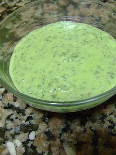Una foto de Mojo verde de perejil