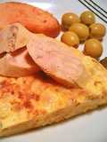 Tortilla de butifarra de huevo o de carnaval