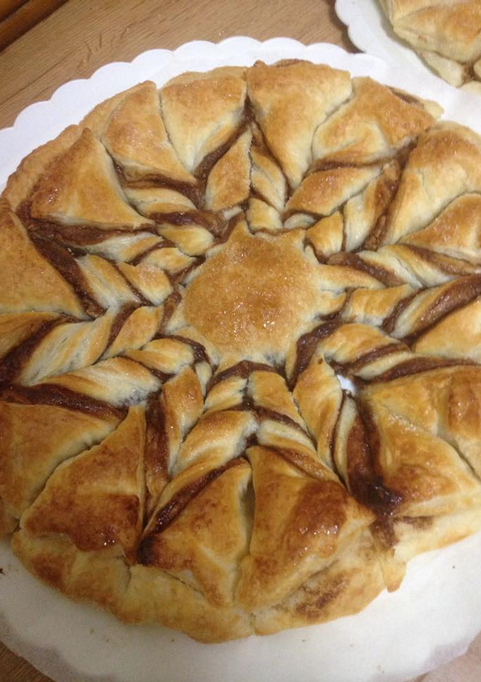 Una foto de Flor de hojaldre de Nutella o Nocilla