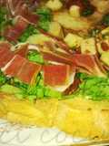 Bruschettas con rúcula y jamón crudo 