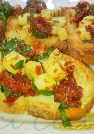 Una foto de Bruschettas Mediterráneas