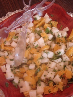 Una foto de Ensalada de jicama y mango