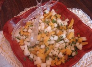 Una foto de Ensalada de jicama y mango