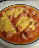 Salchichas con tomate en microondas