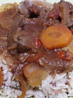 Una foto de Guiso de ternera con verduras
