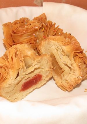 Una foto de Pastelitos criollos