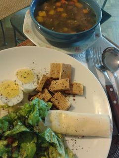 Una foto de Tofu con salsa de vegetales