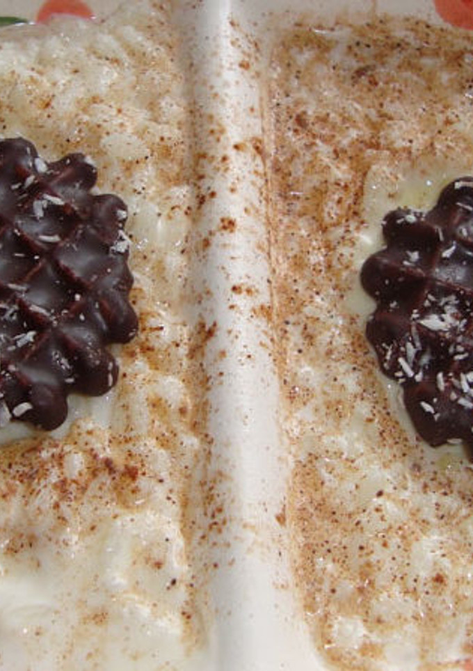 Una foto de Arroz con leche condensada
