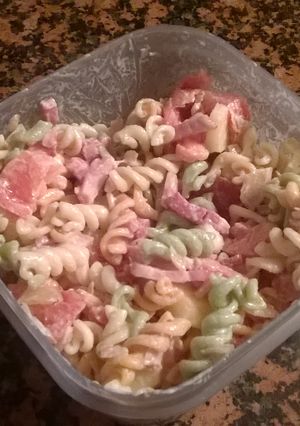 Una foto de Ensalada de pasta semifría