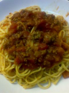 Una foto de Spaghetti a la bolognesa fácil