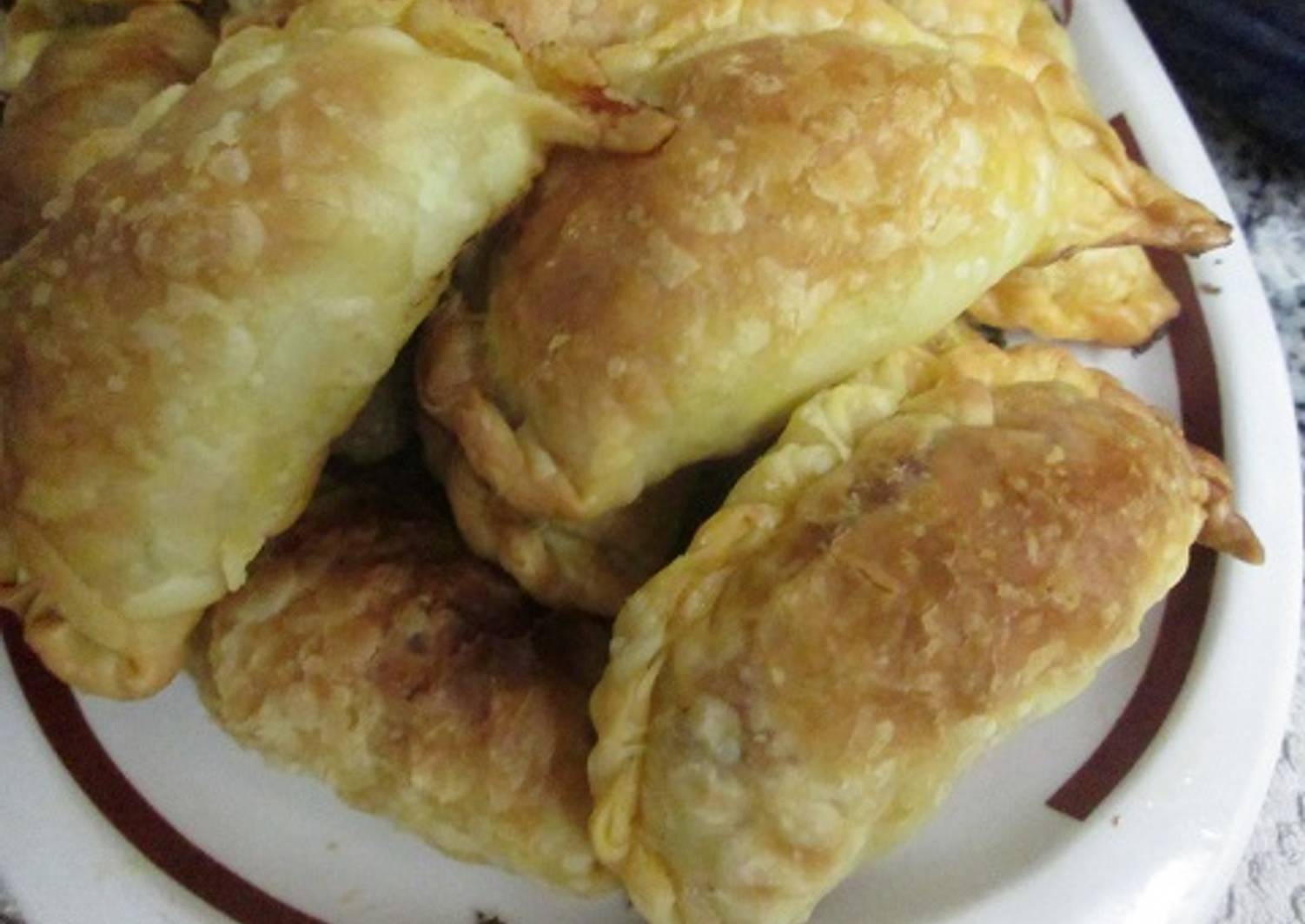 Empanadas de salchichas de viena y