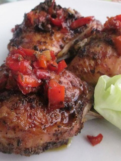 Una foto de Pollo al adobo