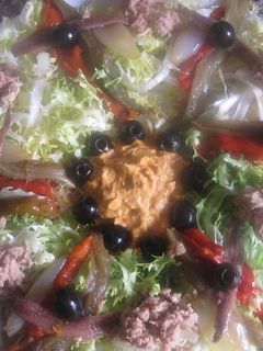 Una foto de Ensalada catalana xato