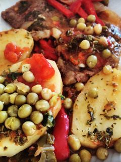 Una foto de Bifes a la criolla especial