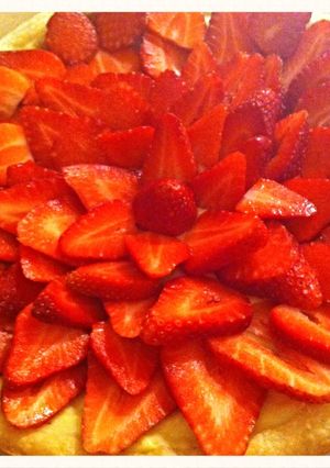 Foto principal de Pastel de hojaldre, crema y fresas
