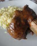 Codillos con salsa de Oporto