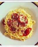 Espaguetis Ricotta Tomates Secos en Aceite y Oregano