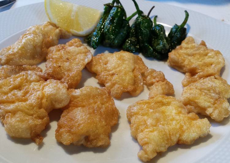 Rape frito con pimientos del padron