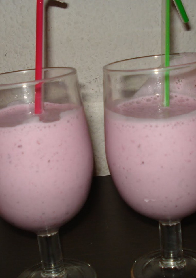 Una foto de Batido de fresas vitaminado
