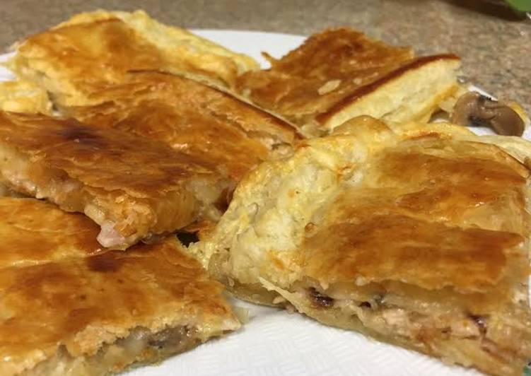 Empanada de puerros, champiñones y jamón