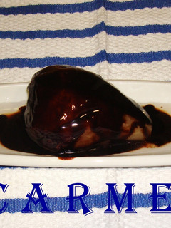 Una foto de Peras chocolateadas con licor