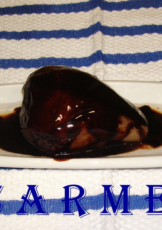 Una foto de Peras chocolateadas con licor