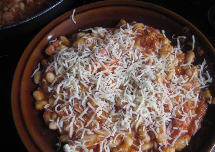 Alubias con queso gratinado