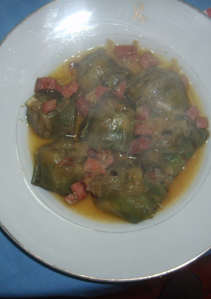 Una foto de Alcachofas con jamón