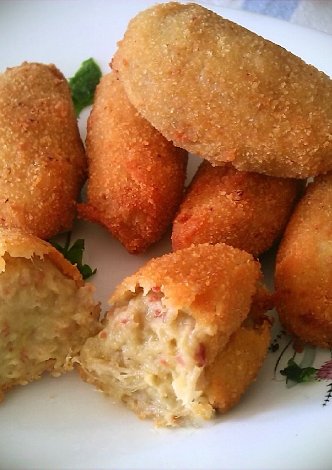 Una foto de Croquetas de alcachofa y jamón ibérico