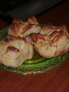 Una foto de Bollo suave ¡ Y del horno salen... rosas !