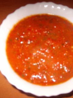 Una foto de Salsa de pimientos rojos