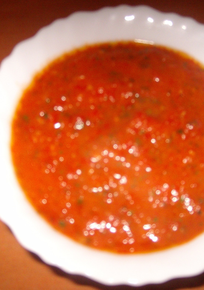 Una foto de Salsa de pimientos rojos