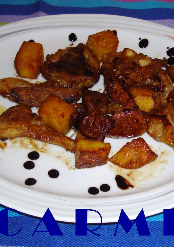 Una foto de Chuletas de cordero con piña