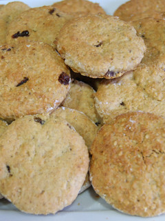 Una foto de Galletas integrales con pasas sultanas