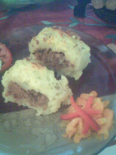 Una foto de Tubo de papa relleno de carne
