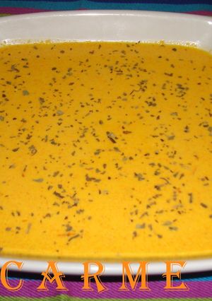 Una foto de Crema de zanahoria y naranja