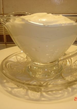 Una foto de Alioli o mayonesa con leche (sin huevo )