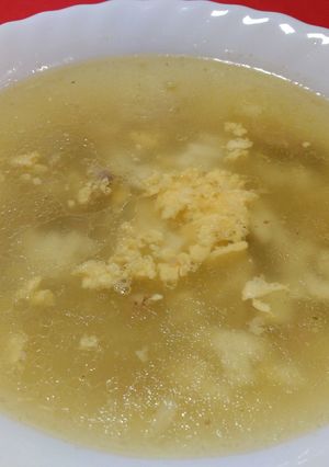 Una foto de Caldo de carne casero