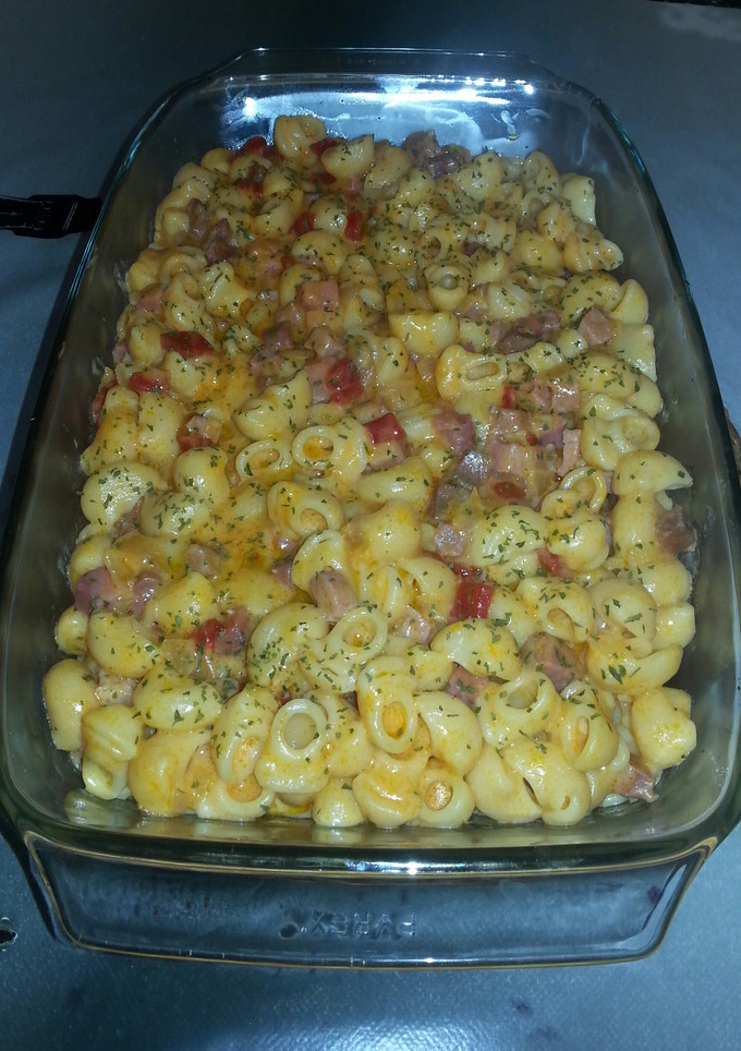 Una foto de Pasta con jamón y queso