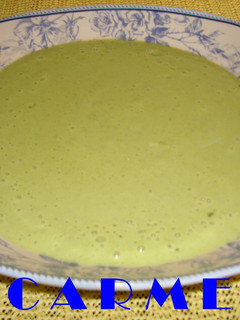 Una foto de Crema de brocoli y patatas