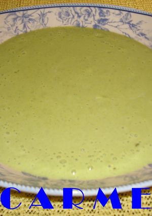 Una foto de Crema de brocoli y patatas