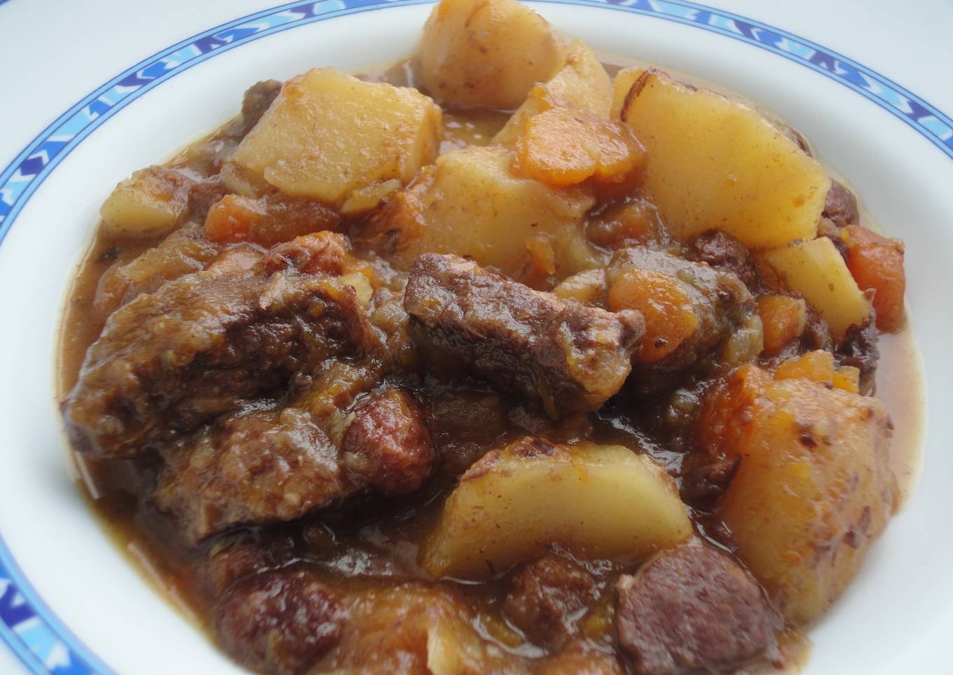 Ternera al rioja estofada
