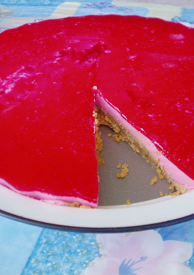 Una foto de Tarta de queso y frambuesa