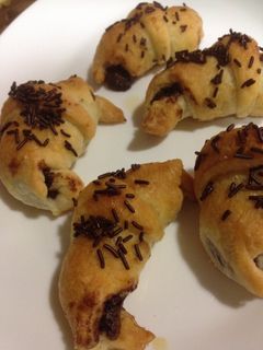Una foto de Mini croissants rellenos de chocolate