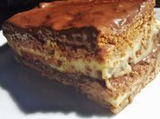 Una foto de tarta flan