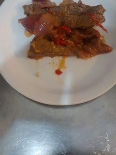 Una foto de Carne braseada al limón